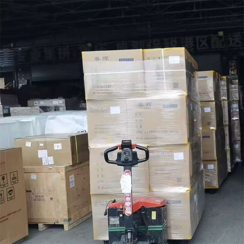 镇沅县汉源县进仓物流：多元专线直达的运输奥秘